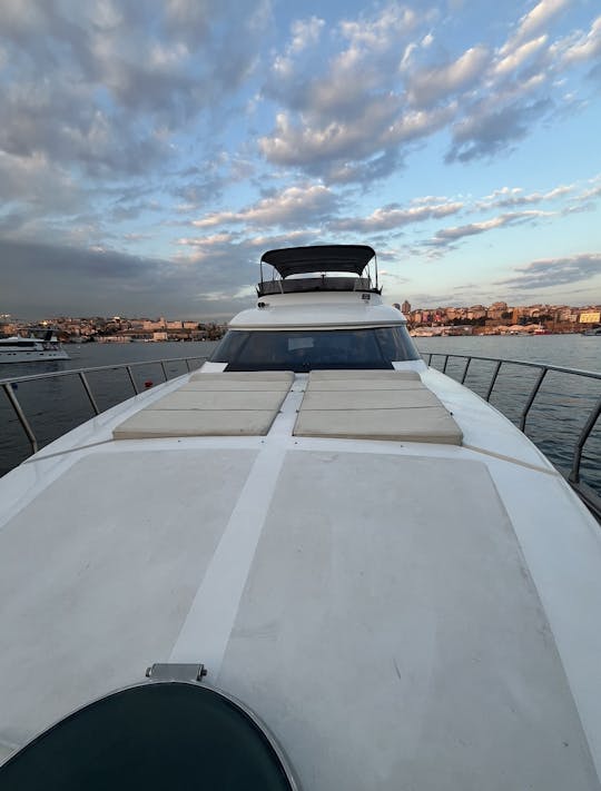 Location de yacht de luxe à Istanbul, Turquie