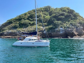 Veja as maravilhas de Puerto Vallarta a bordo de um catamarã à vela de 38 pés