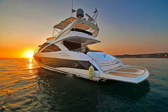 Luxury Sunseeker 70ft Power Mega Yacht for Special Occasion in La Paz, BCS.