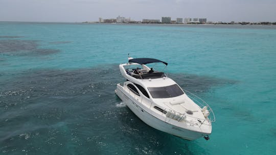 Classy Azimut 48ft for your summer getaway in the Mexican Caribbean