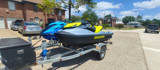 Seadoo GTI SE 170 with Bluetooth Speakers and Yamaha GP1800 the two of 2023
