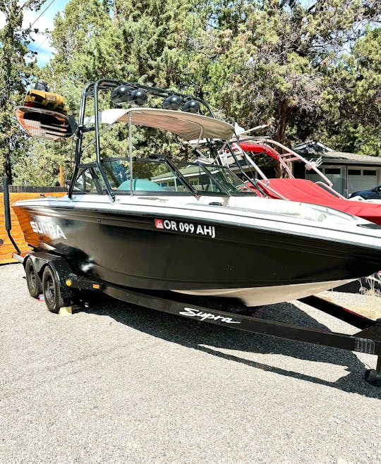 Supra Wakeboard Boat in Bend