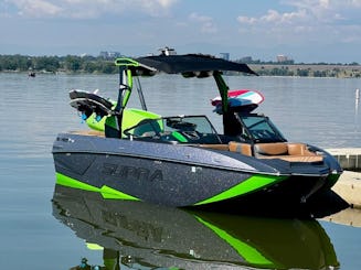 24' CI-DESSUS. Wakesurf, wakeboard, métro dans le luxe et le fun à Denver !