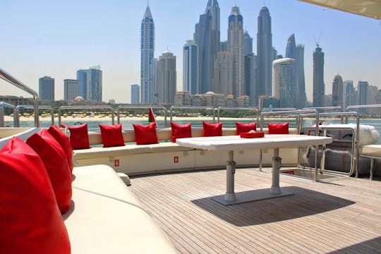 Location de méga-yacht Paramount X25 Power de 80 pieds à Dubaï, Émirats arabes unis