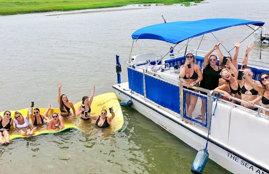 Flipper Finders Epic Bachelorette Party! Folly Beach - 26ft x 10ft Pontoon Boat