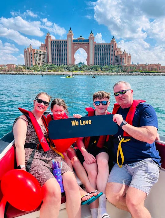 The Black Boats luxury speedboats tours in Dubai Marina!