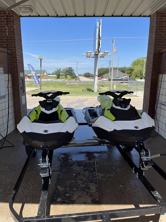2 esquís Sea-Doo Spark Rotax 900 AceJets de 3 niveles para Aubrey, Texas