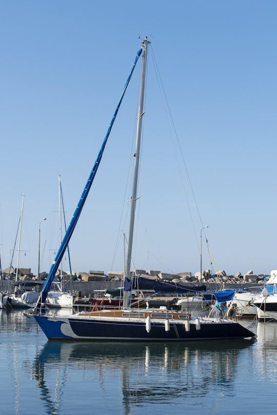 Kirie - Feeling 1100J Sailboat in Kalamata, Greece