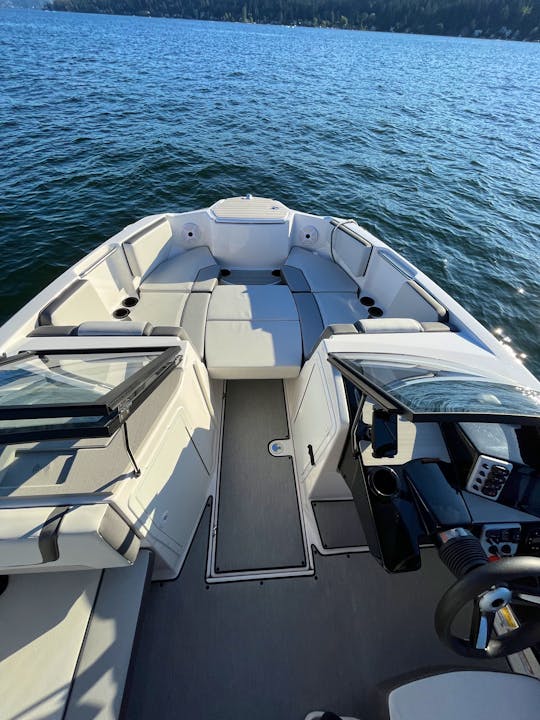 Brand New AR220 - Gas Included. Lake Washington and Surrounding areas.