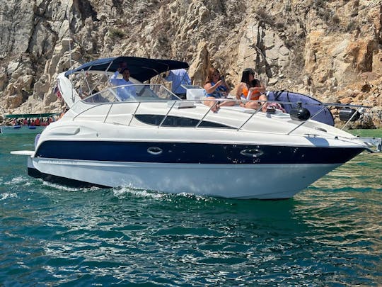 Magnifique yacht Bayliner Mercury de 32 pouces 