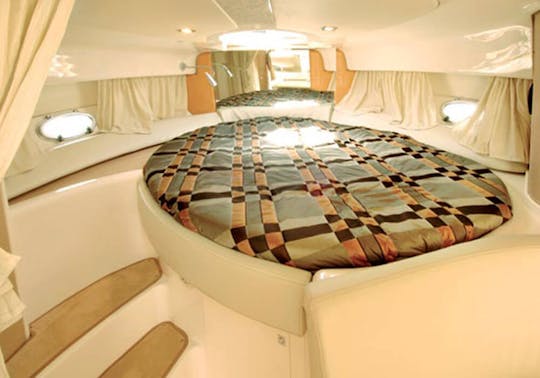 Sessa Marine C35 Luxury Cruise Boat