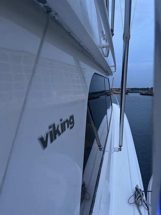 Charter de pêche de fond d'une demi-journée Viking de 50 pieds