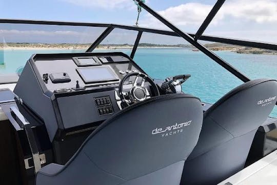 Location de yacht De Antonio D46 Valentina Motor 💎 à Eivissa, Îles Baléares !