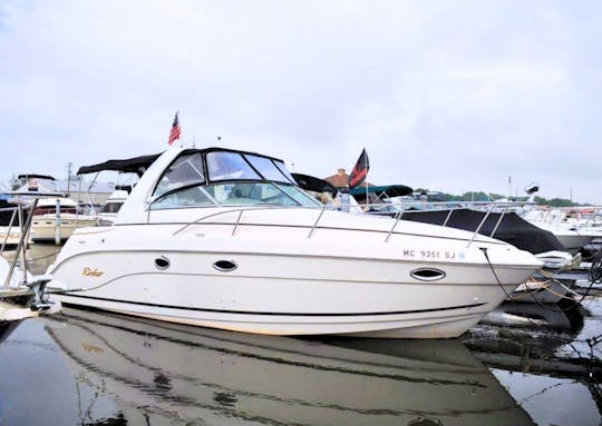 33' Rinker (KMB #5) - Affordable Yacht for 12!