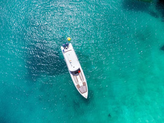 41' Center Console Charter in Cartagena, Colombia