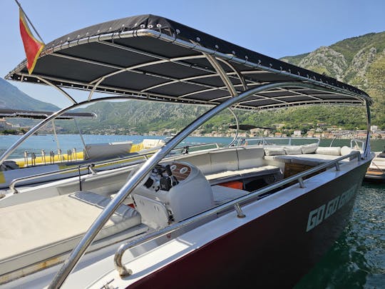 Speedboat rent - up to 15 people (charged per hour) with Skipper