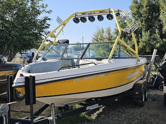 Bote de wakeboard Calabrea Pro V Air de 23 pies