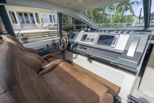 Enjoy Miami In 68FT AZIMUT!