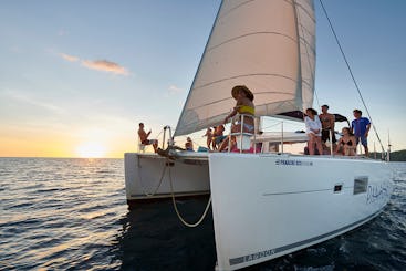 Alquile un catamarán de 40 pies en Playa Flamingo, Costa Rica