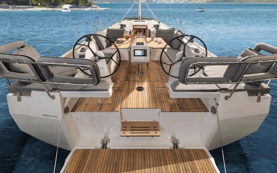 Alquile el impresionante Bavaria C42 desde el puerto de Latchi