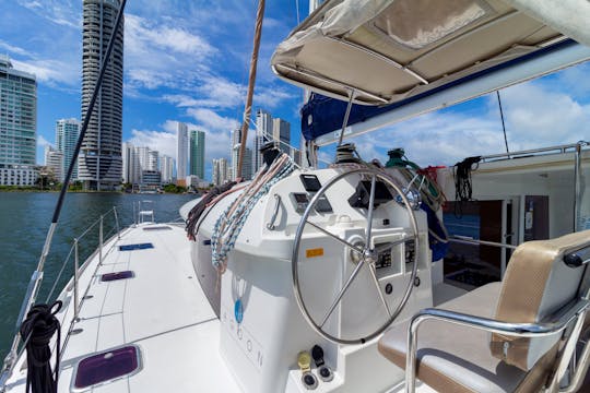 Alquile un catamarán a vela Lagoon 40 en Cartagena, Colombia