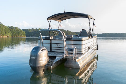 24' Luxury 200 HP, TriToon Boat Rental on Lake Lanier!