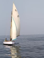 Sail Mumbai's Waters: Basic Open Boat Adventure