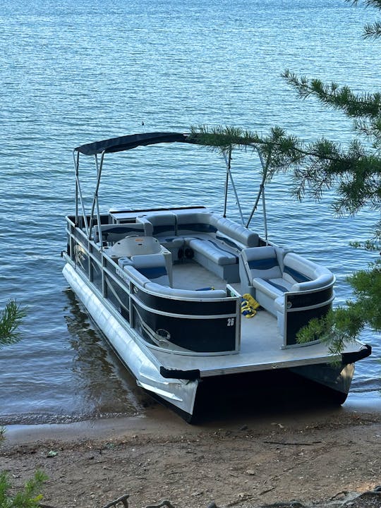 Crest Value Pontoon 23ft - up to 11 people - Lake House Delivery Available
