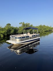 Hurricane FunDeck 200hp para 12 huéspedes en Punta Gorda