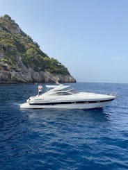 Pershing 37 Cabin Motor Yacht Rental in Amalfi coast, Campania