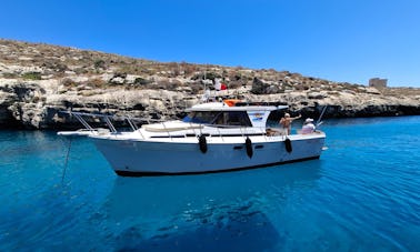 Malte : location de bateaux privés à Blue Lagoon, Crystal Lagoon, Comino et Gozo