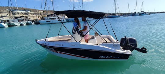 Aluguel de barcos a motor Compass 150cc em Vlichada, Grécia
