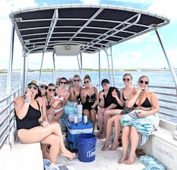 Despedida de soltera y charters para grupos grandes (Tideline Tours) en Folly Beach