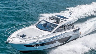 Alquiler del yate Beneteau Gran Turismo 45 a motor en la Costa Azul, Francia