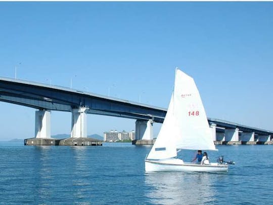 Sailing experience at Lake Biwa!! No need to change, no experience required.