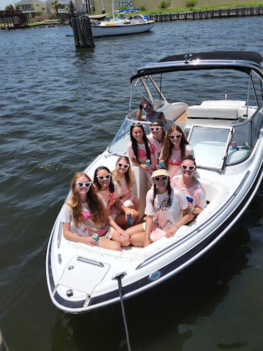 Bayside Bliss: Discover the Bay in Style with Our Premium Boat Rental