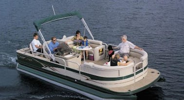  CAPTAIN YOURSELF THIS 12 Person Super Fun Pontoon Boat $150 An Hour!