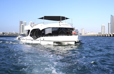 The White Luxury Houseboat in Dubai