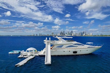 Alquile el lujoso yate Azimut Magic-Yacht de 80 pies en Cancún