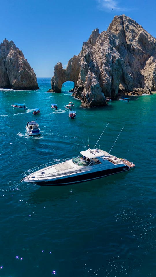 Sea Ray 60’ Yacht in Los Cabos. All inclusive