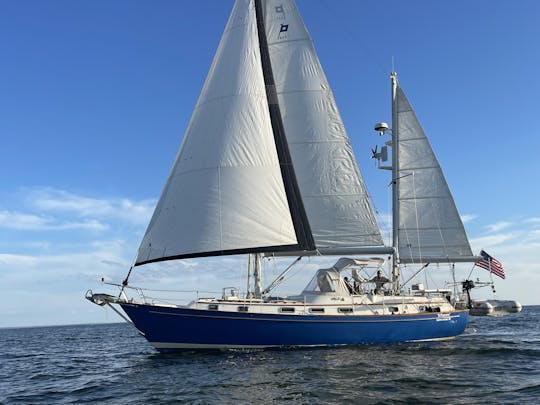 Navegación privada de Martha's Vineyard a bordo del velero Pearson de 42 pies