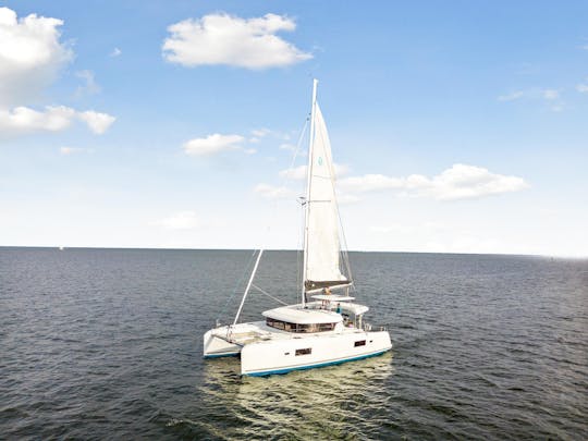 Luxury 2021 Sailing Cat Lagoon 420