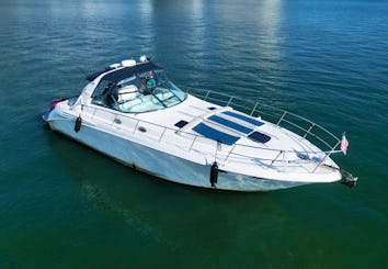 Sea Ray Sundancer 44 pés - Iatismo de luxo em Miami