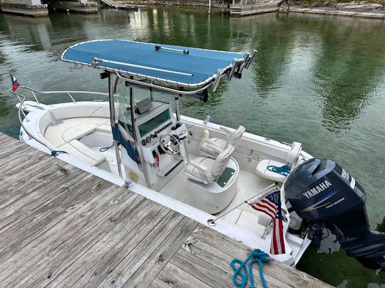 20' T-Top Center Console w/ 150hp equipped for the River!