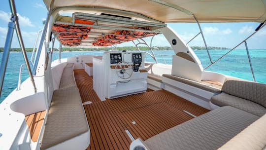 Spacious Sea Ray 55ft in Cancun – Perfect for Large Groups 