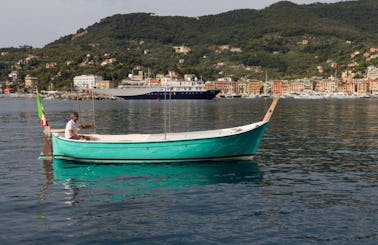 21 ft Dinghy for Rent in Portofino, Italy with a Capacity of 6 People