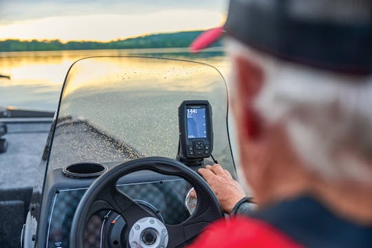Tracker Classic XL 2024 - Idéal pour la pêche et les loisirs