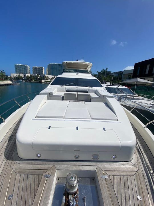 New Luxury 84ft Azimut Superyacht for ROYALTY👑