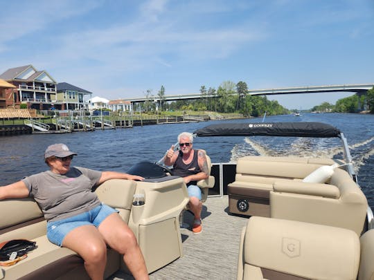 Journée parfaite sur la voie navigable intercôtière avec le ponton Godfrey de 22 pieds ! 