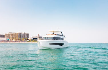 Reno 62ft Power Mega Yacht in Dubai - Perfect for Groups